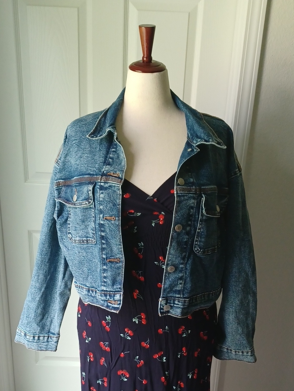 Levi's Blue Distressed Denim Trucker Jacket XL